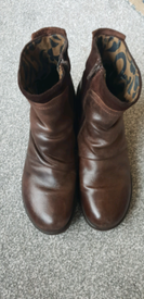 fly boots sale size 6